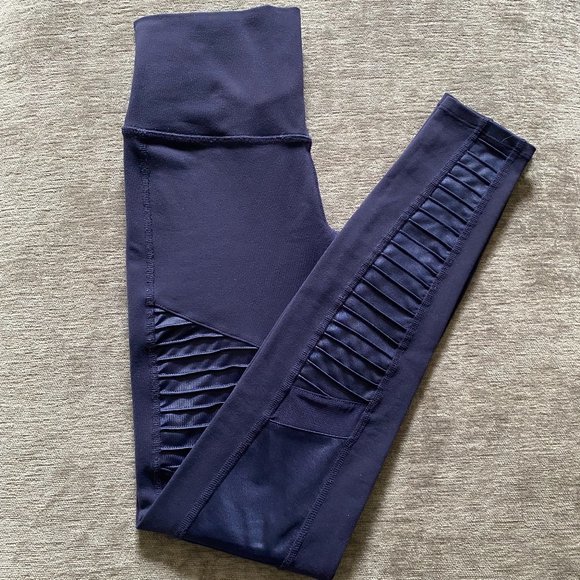 Alo Performance moto leggings (Blue) Size XS - Picture 1 of 5